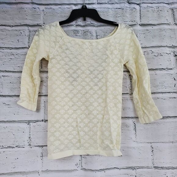 Intimately free people sheer cutout back shirt - Picture 1 of 7